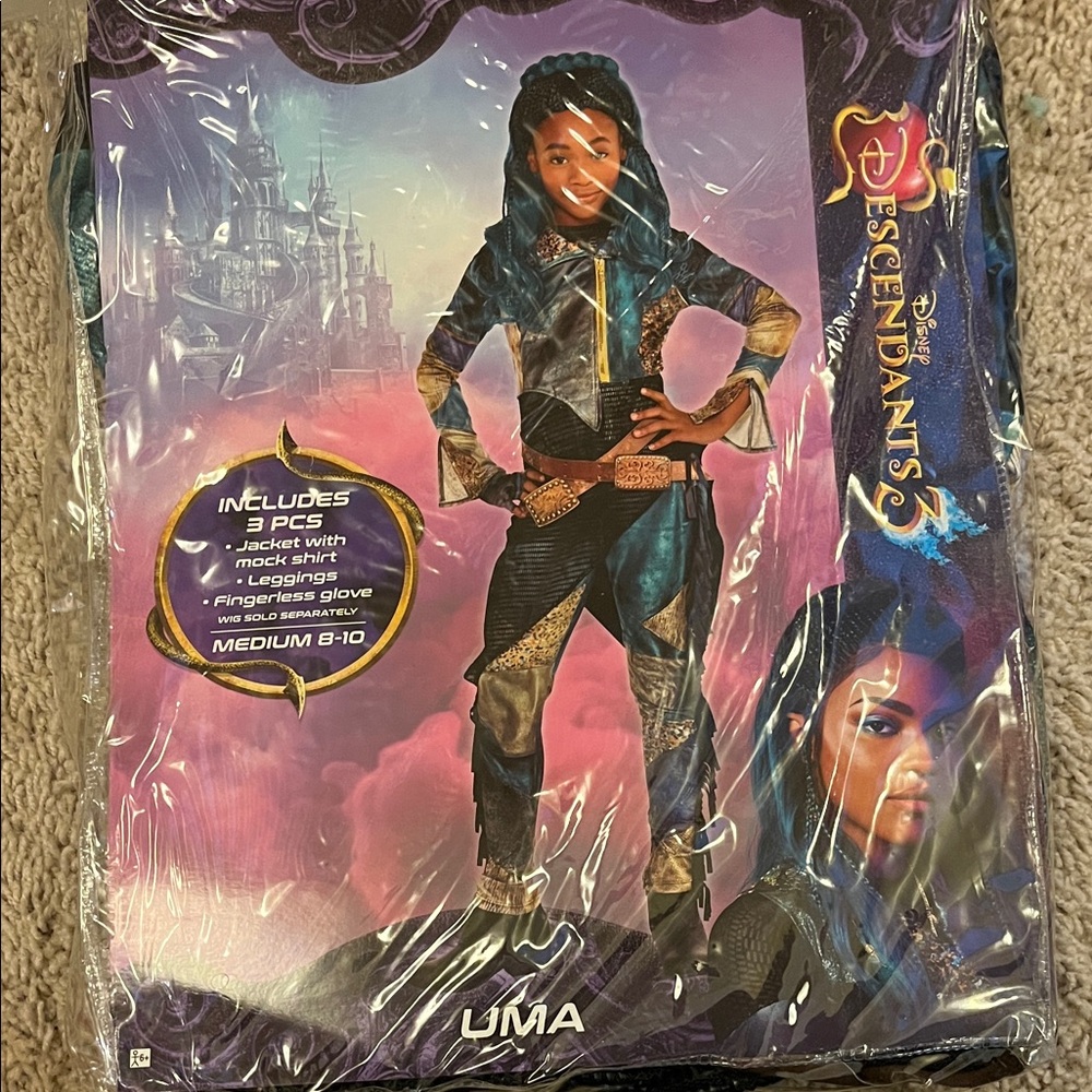 Kids Costume - Uma Descendants 3 worn once!